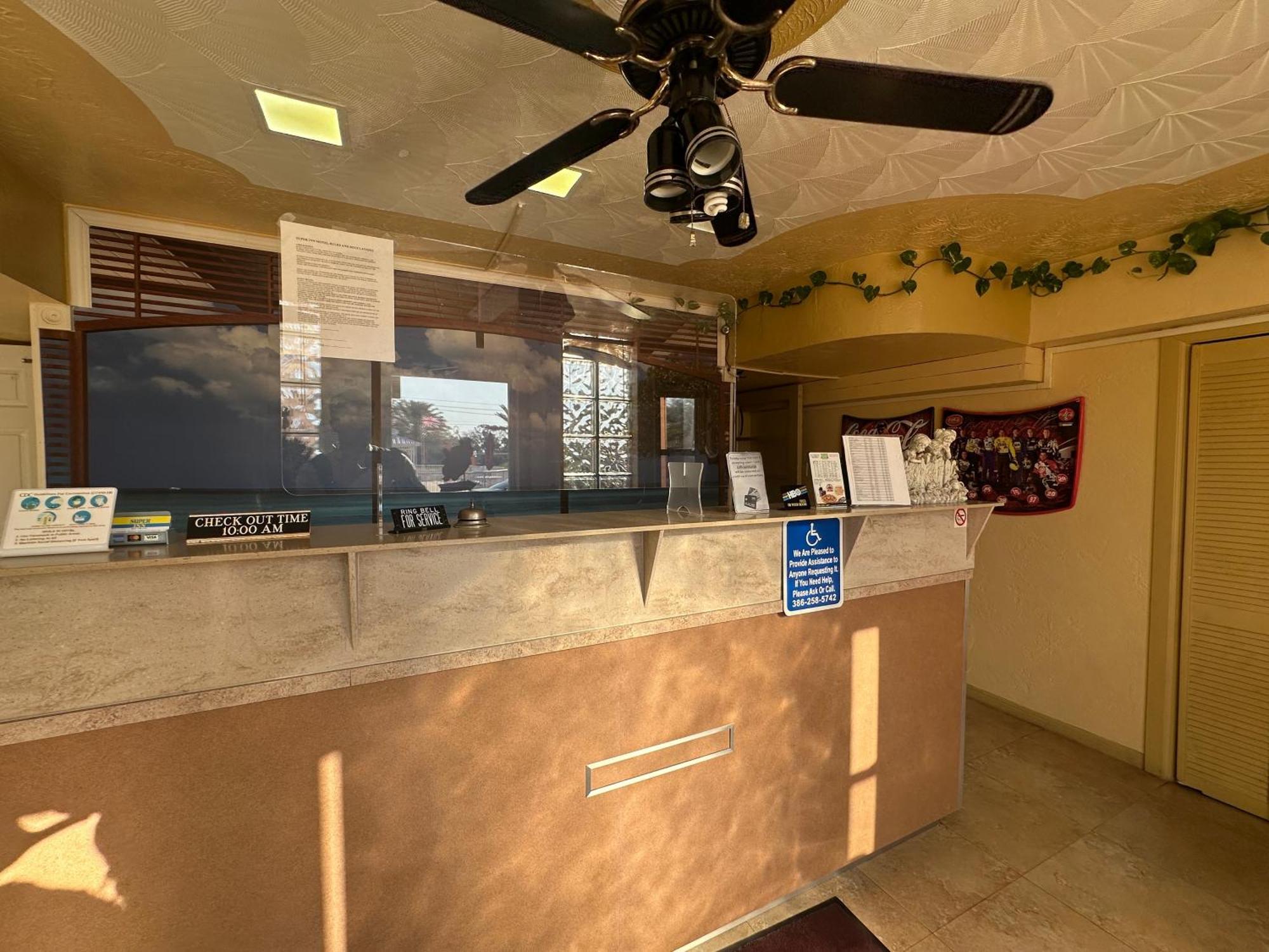 Motel Super By Oyo Daytona Near Airport