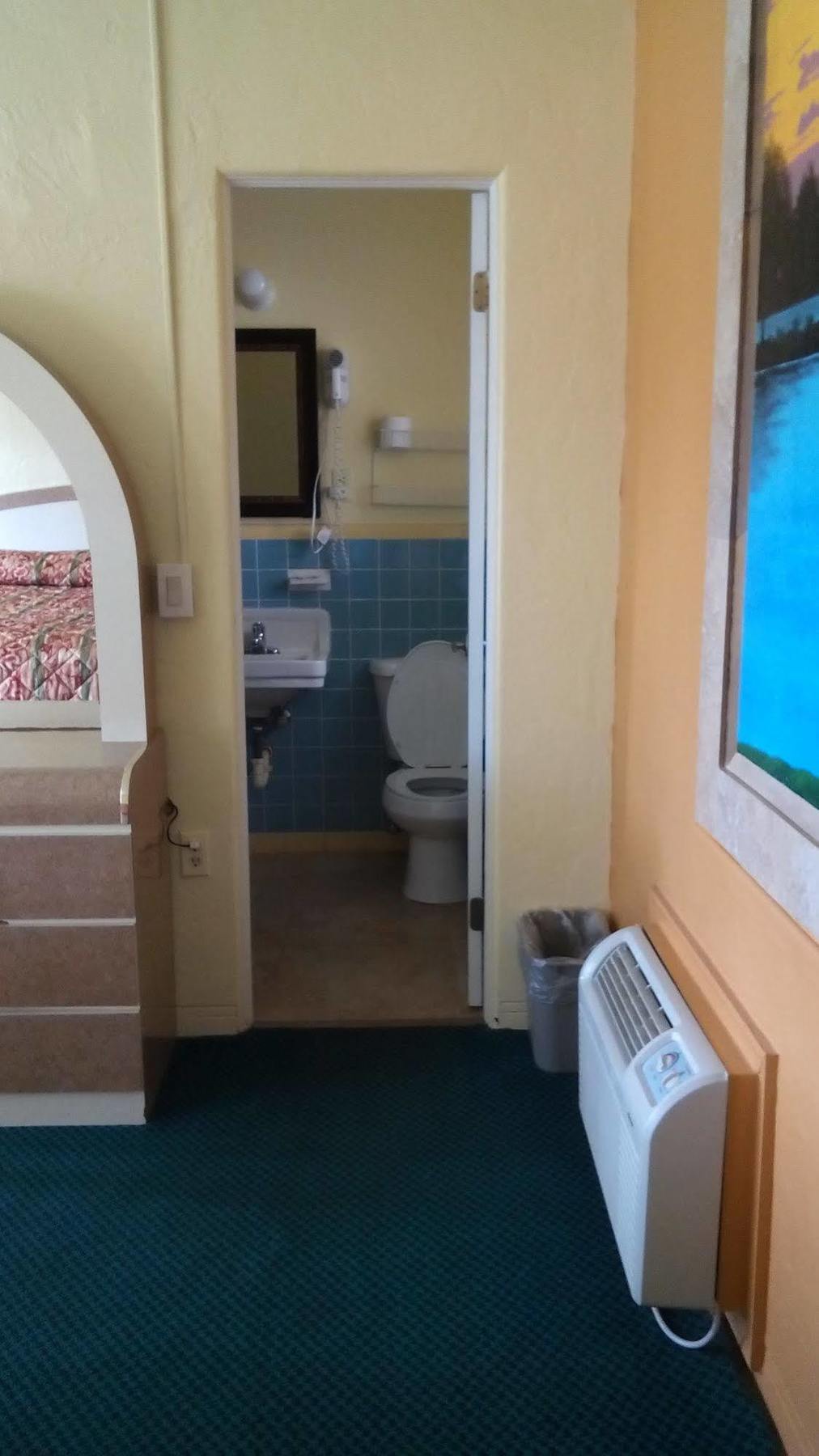 Motel Super By Oyo Daytona Near Airport