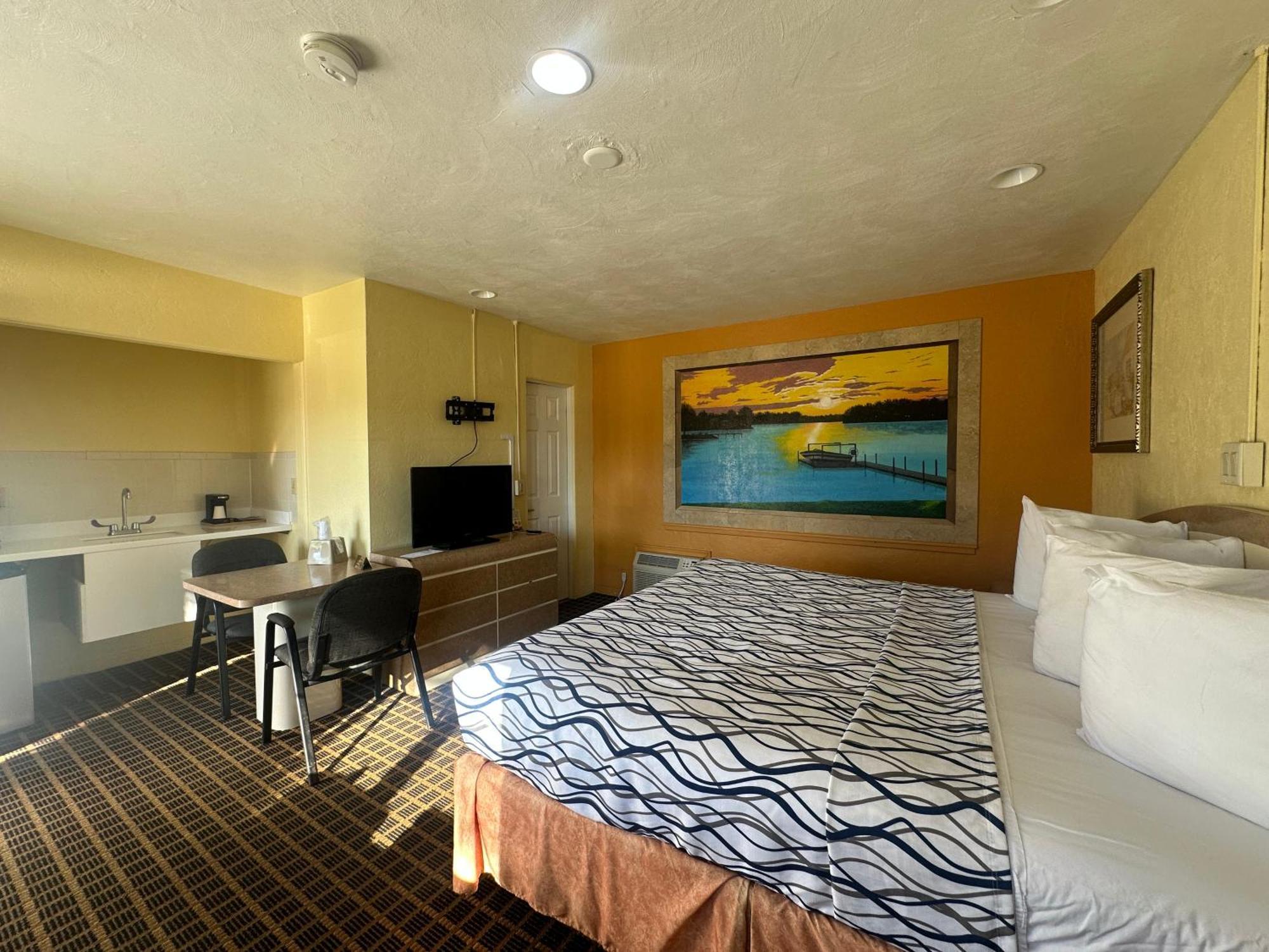 Super By Oyo Daytona Near Airport Motel Daytona Beach