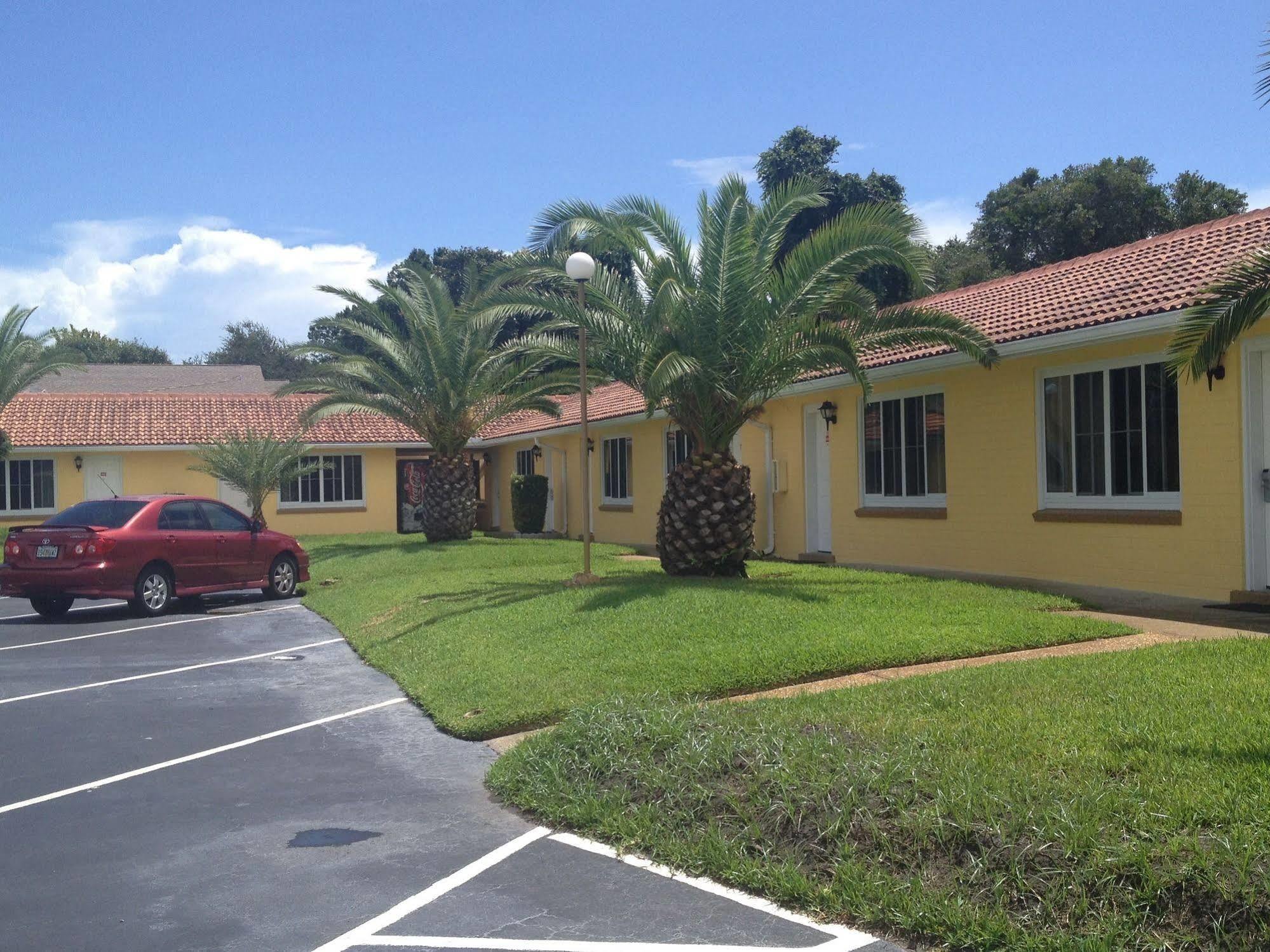 Super By Oyo Daytona Near Airport Motel