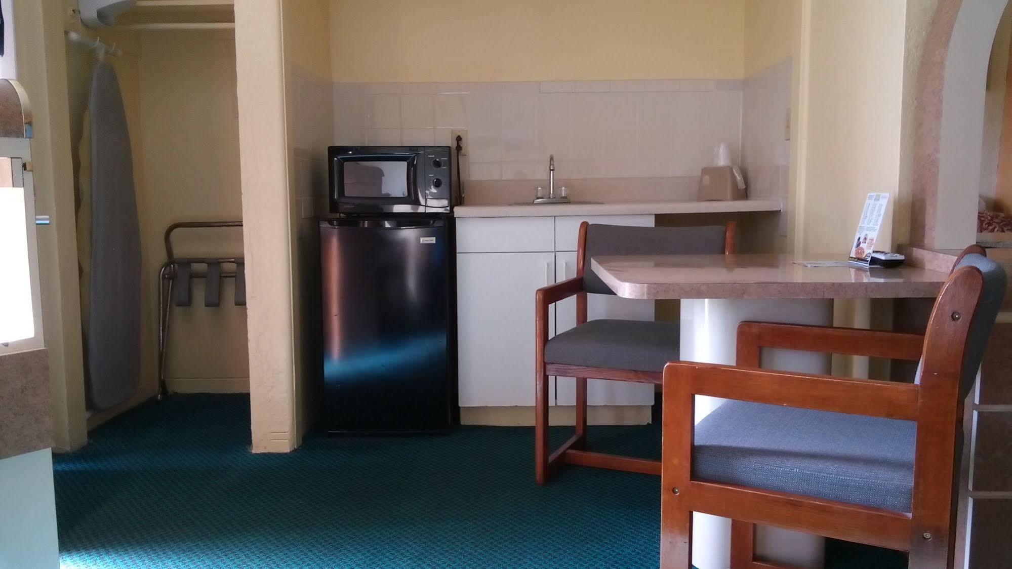 Motel Super By Oyo Daytona Near Airport *